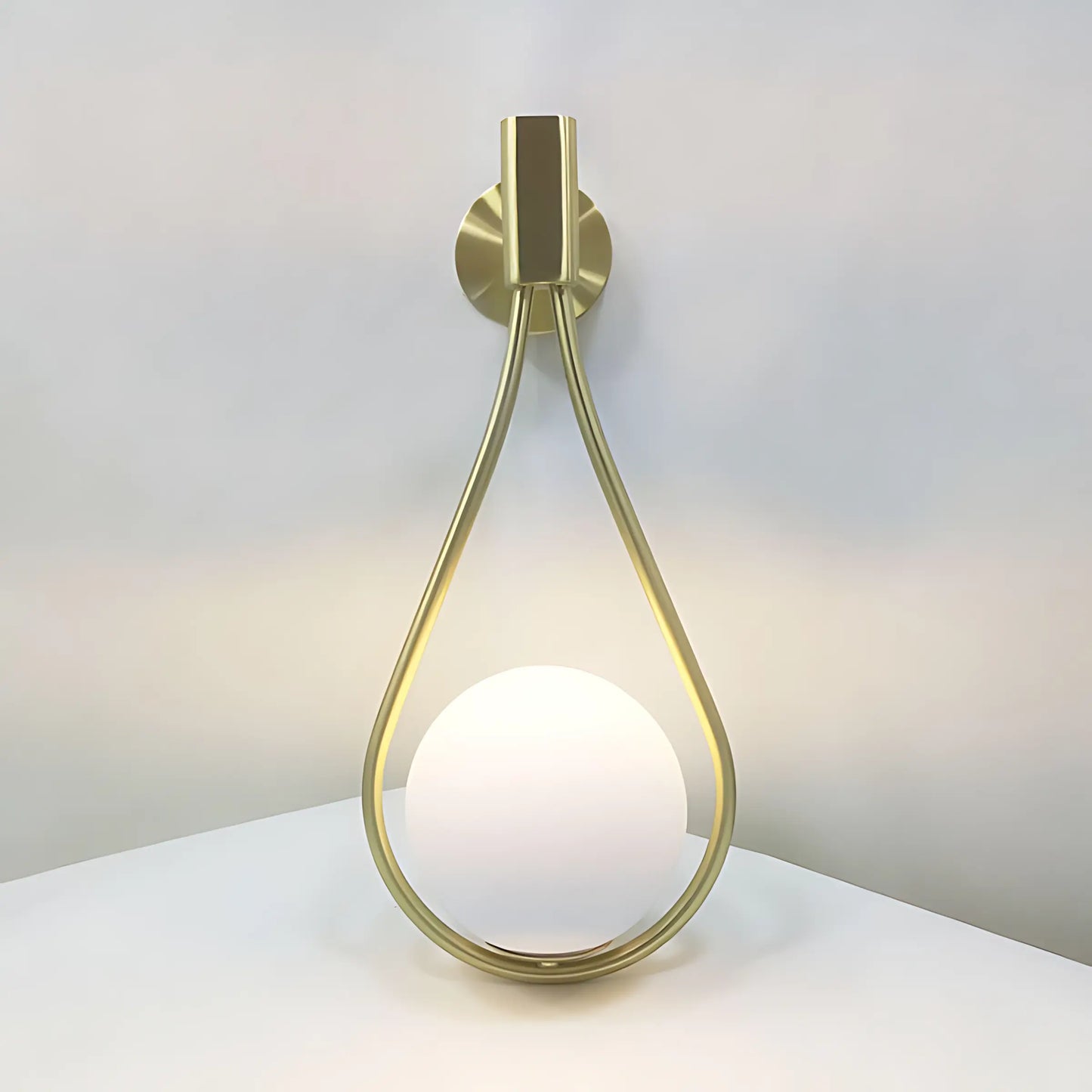 Fluire Wall Sconce