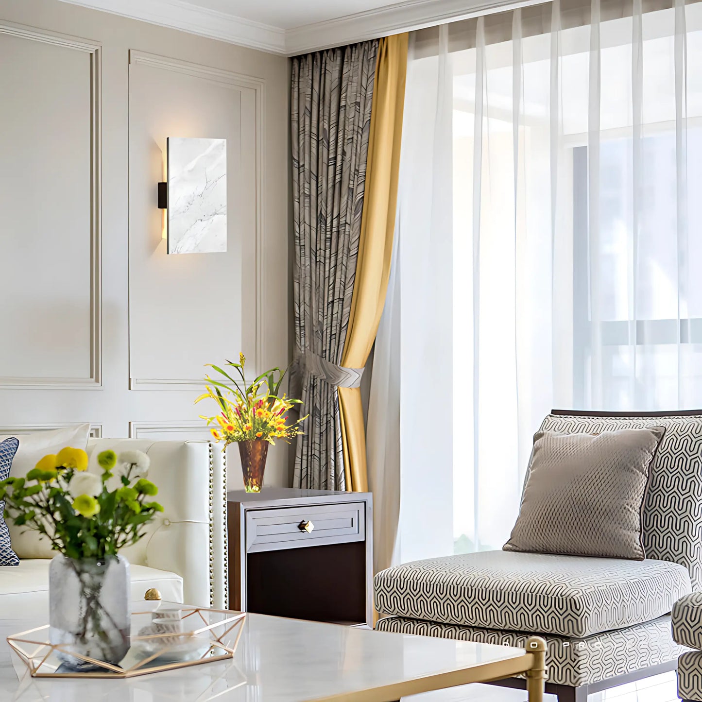 Lux Wall Sconce