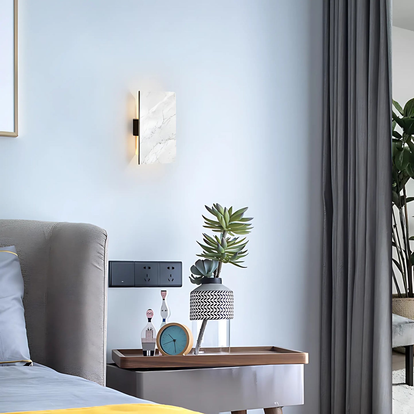 Lux Wall Sconce