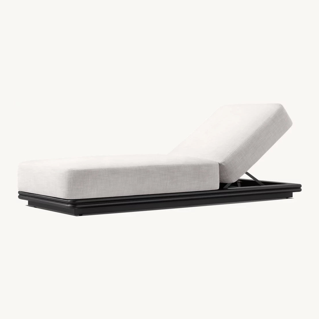 Solterra Aluminium Chaise