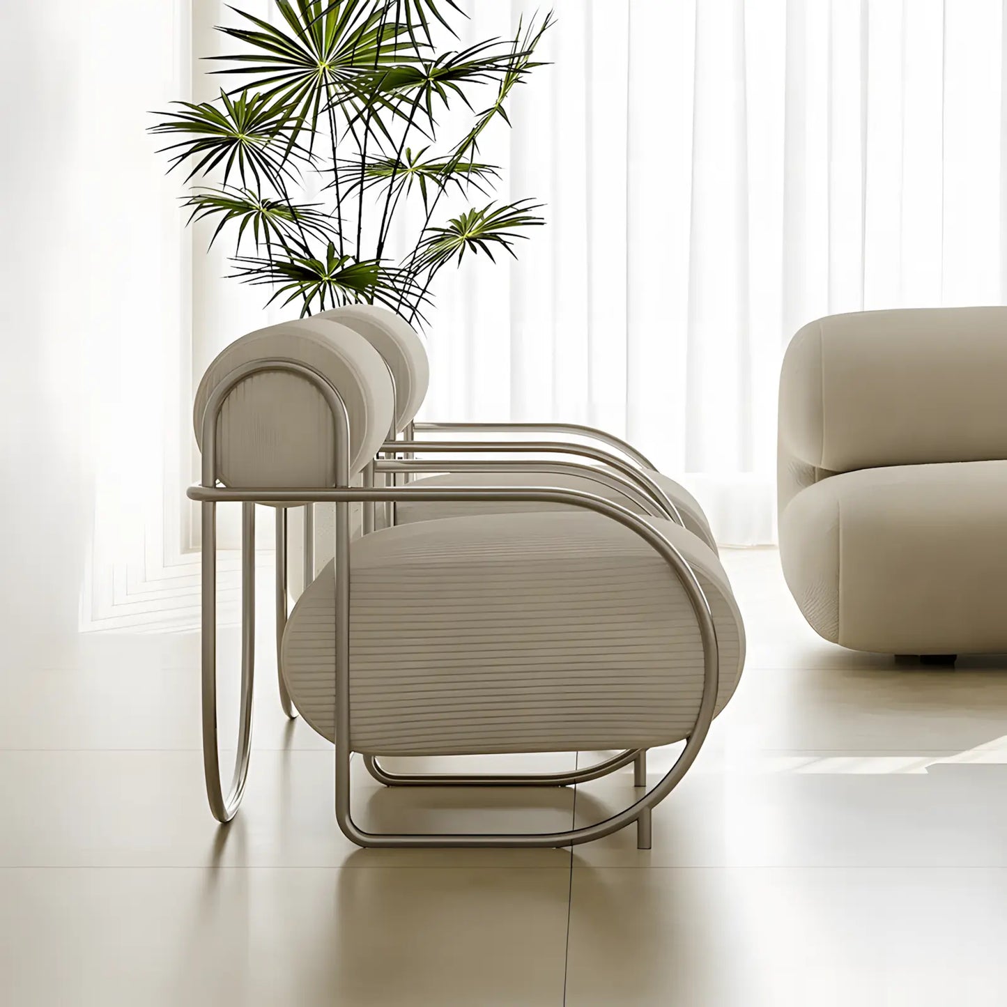 Lucia Chair