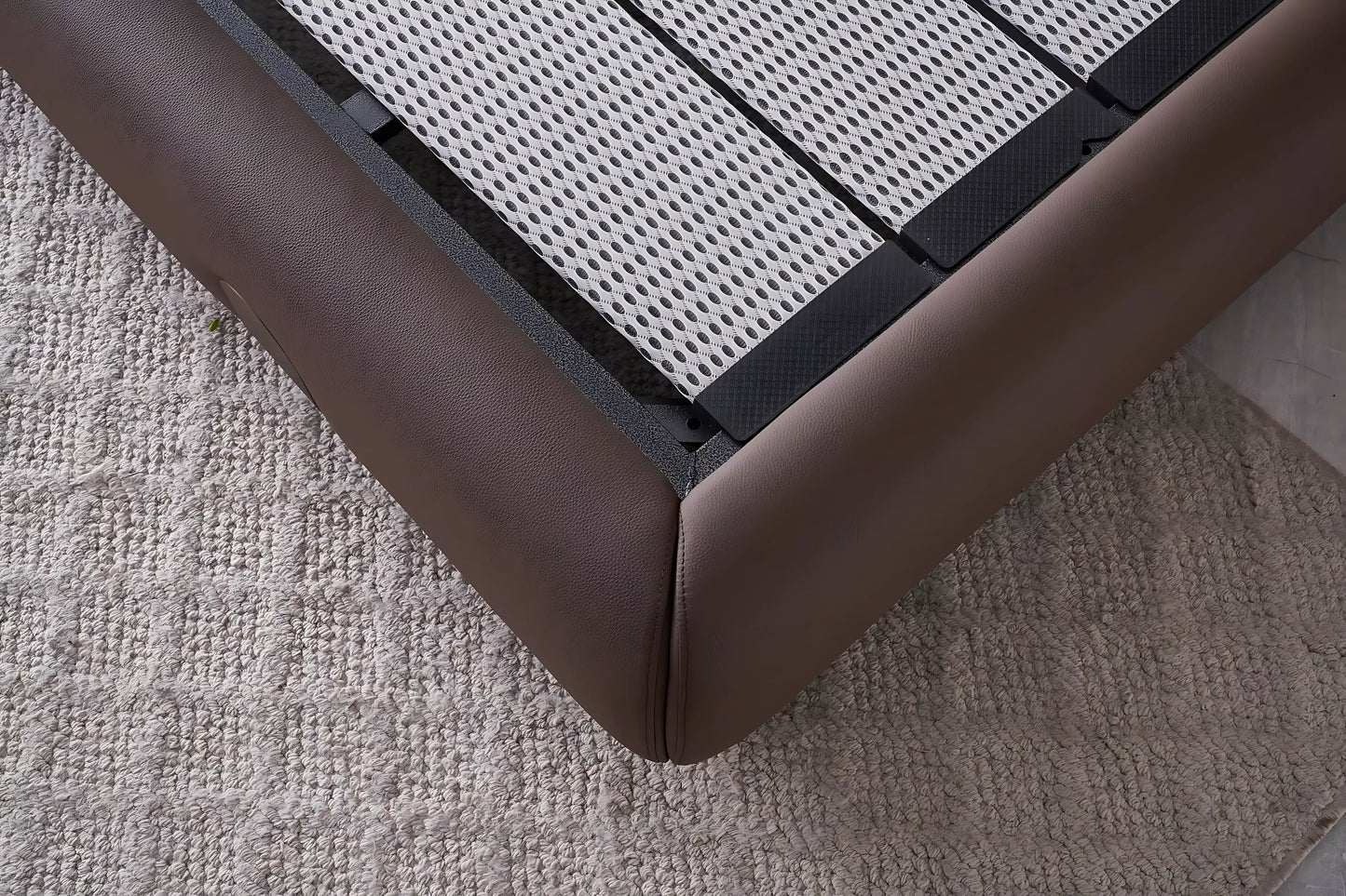 Essenza Bed