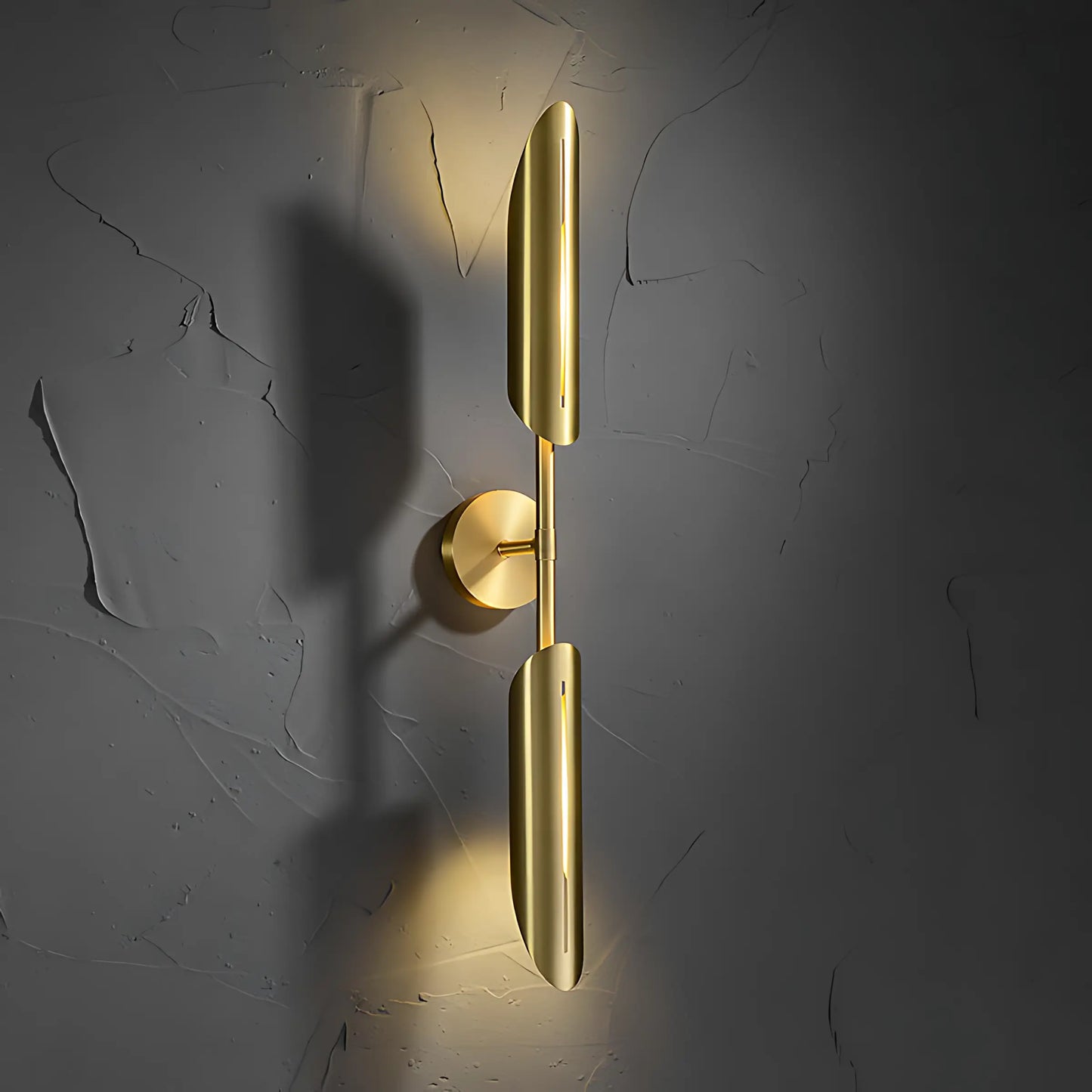Colonna Wall Sconce