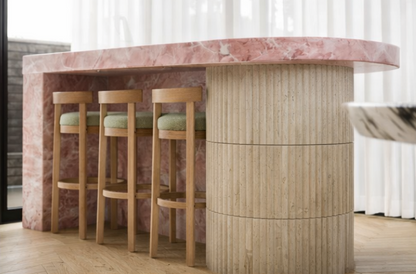 The Borghese Island Bench